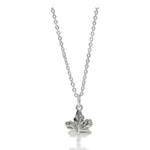 Maple Leaf Pendant in White Gold Plated Sterling Silver – Medium - 12 mm