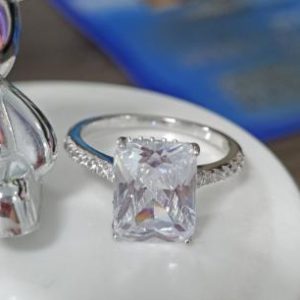 White Gold Plated Sterling Silver Ring – Elegant Women’s - Size 6-7-8-9
