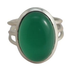 Stunning Silver and Green Onyx Ring - Elevate Y Style Today - Size 7-8
