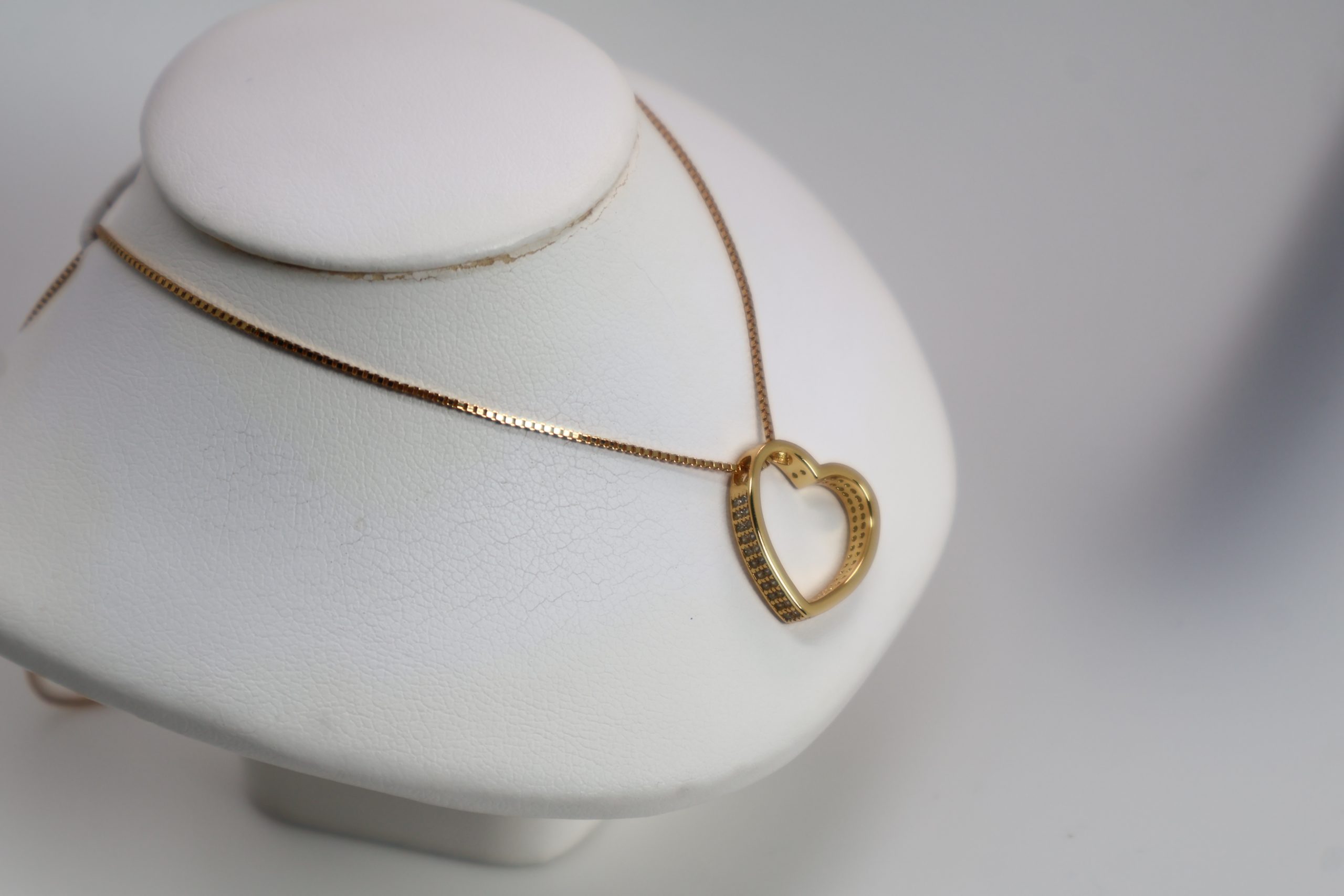 Shine Bright with 18K Gold Plated Heart Pendant with Cubic Zirconia - Image 4