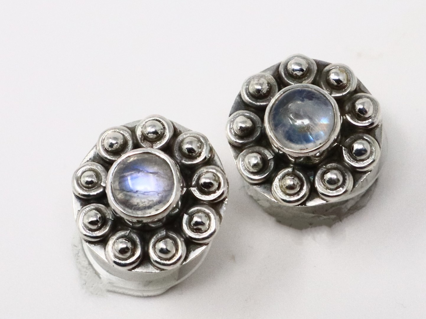 Sunflower 925 Sterling Silver Moonstone Stud Earrings - Stylish Jewelry for - Image 6