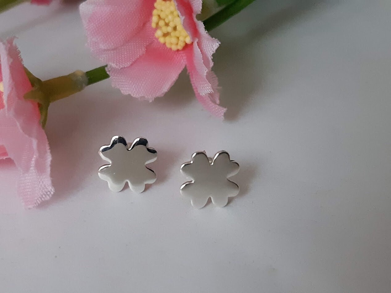 925 Sterling Silver Four Leaf Clover Stud Earrings